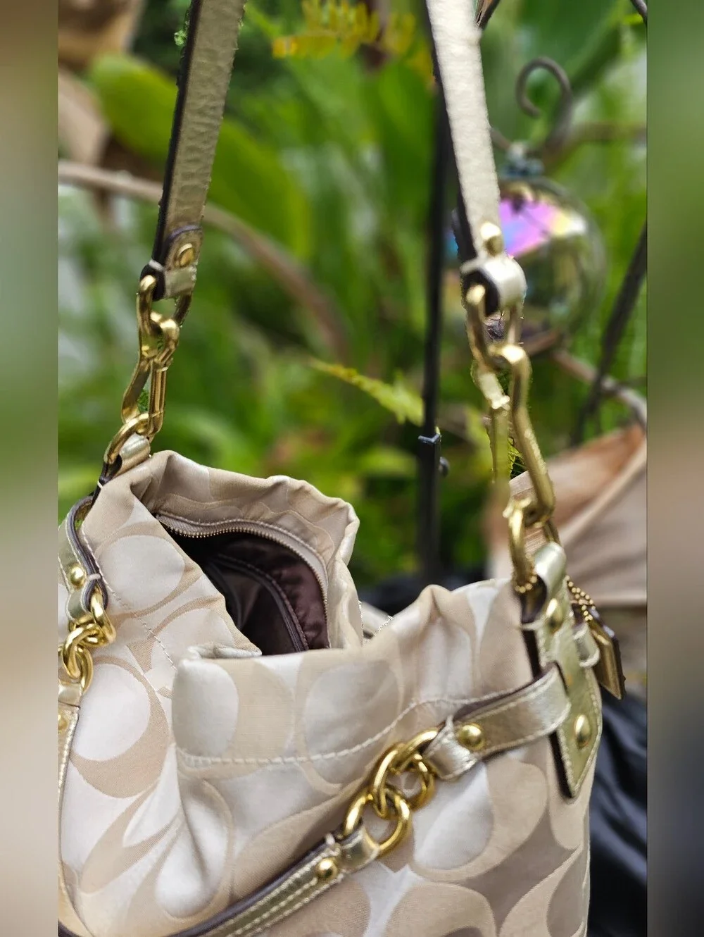 Coach F15679 Signature Optic Soho Hobo Bag Champagne Gold Sateen Jacquard